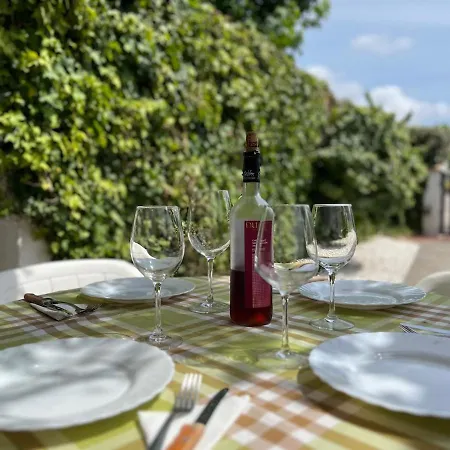 Casa Del Pi With A Shared Pool Casa vacanze