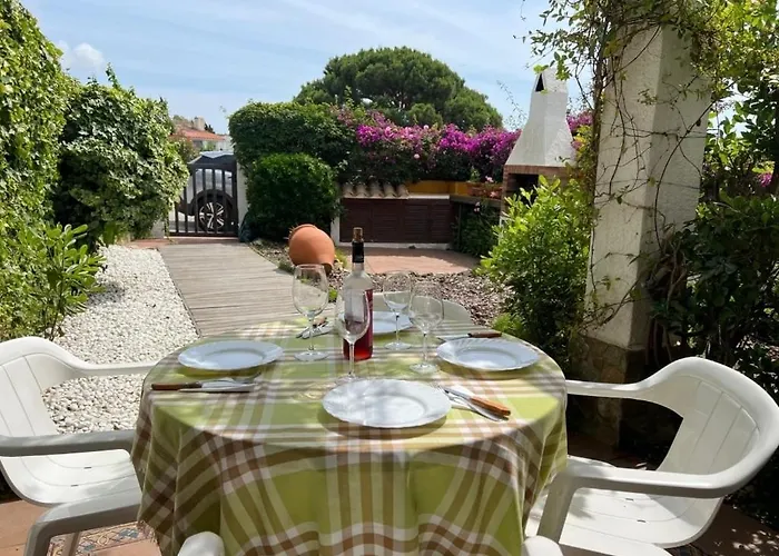 Casa Del Pi With A Shared Pool *
