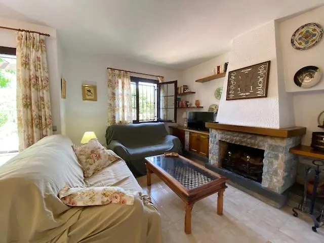 Casa Del Pi With A Shared Pool Hébergement de vacances Tossa de Mar