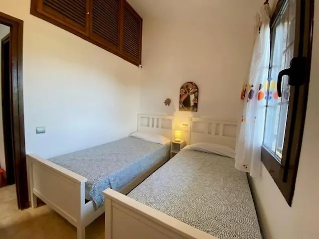 Casa Del Pi With A Shared Pool Casa vacanze